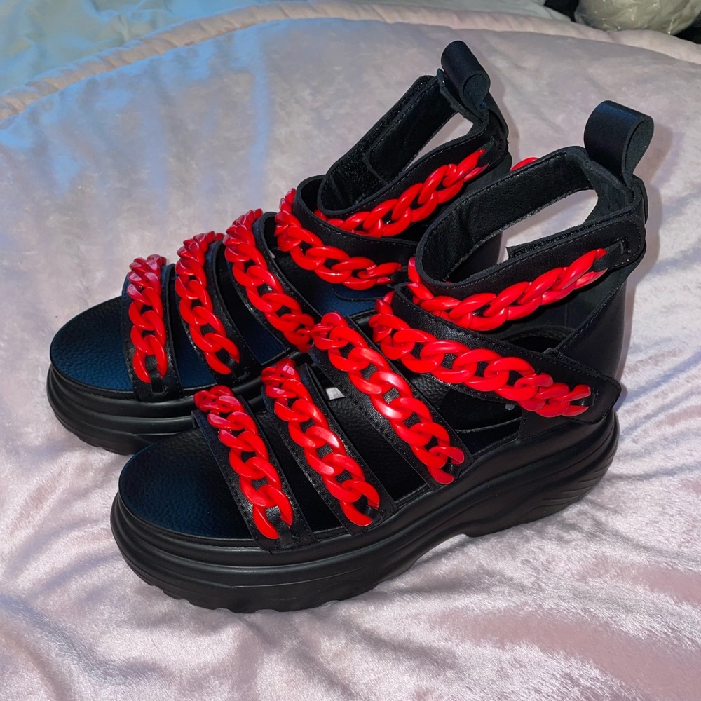 Chain gladiator platform sandals